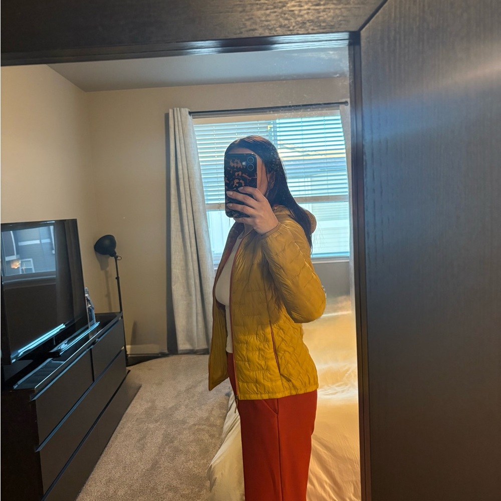 NWT Patagonia Mustard Puffer Jacket - Picture 11 of 12